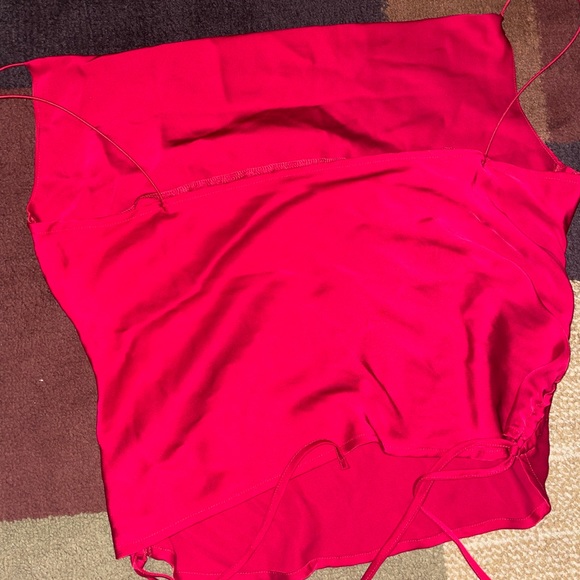 SILK RED PARTY TOP - Picture 2 of 2